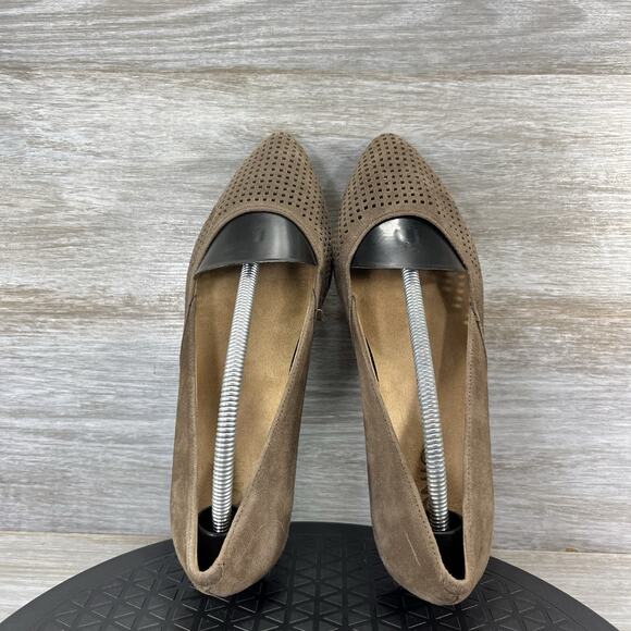 Vionic Women's Posey Perforated Leather Slip On Flats Size 7 - Picture 6 of 9